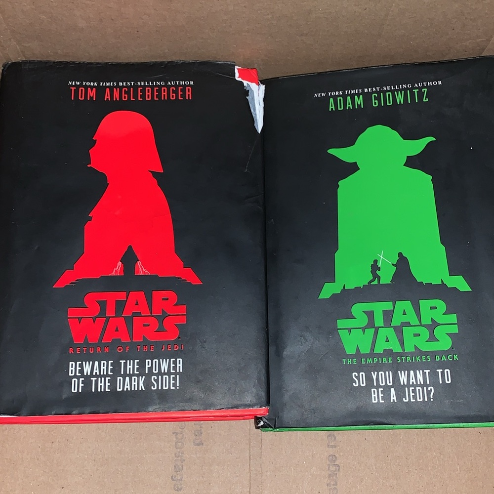 ⭐️2 Star Wars books💫